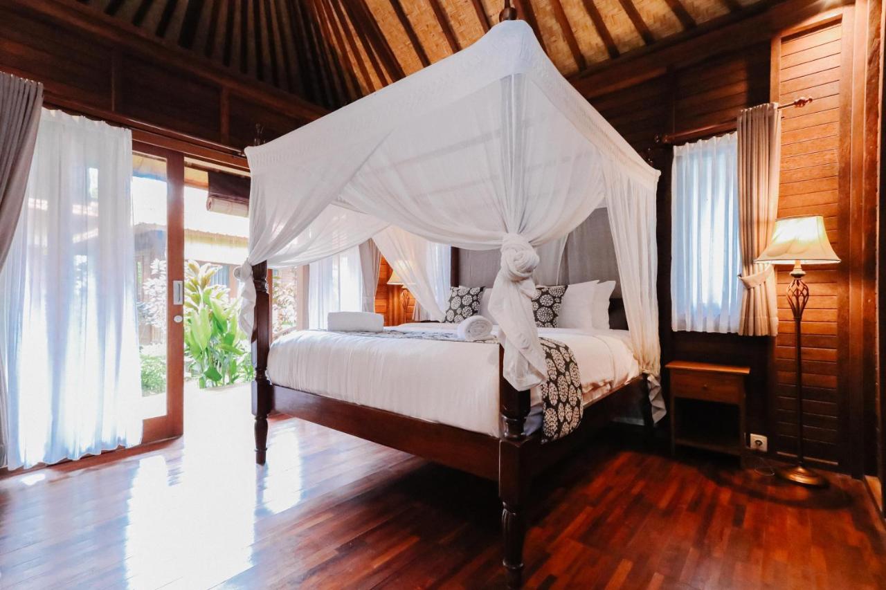 The Lavana Jhonny Kibung Villas Lembongan Exterior photo